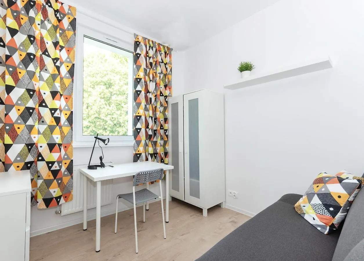 Homestay Pokoje Gdansk Oliwa - Msciwoja II 50, Do Morza 1,9Km, 750M Skm Oliwa, 1,1Km Park Oliwski Apartment