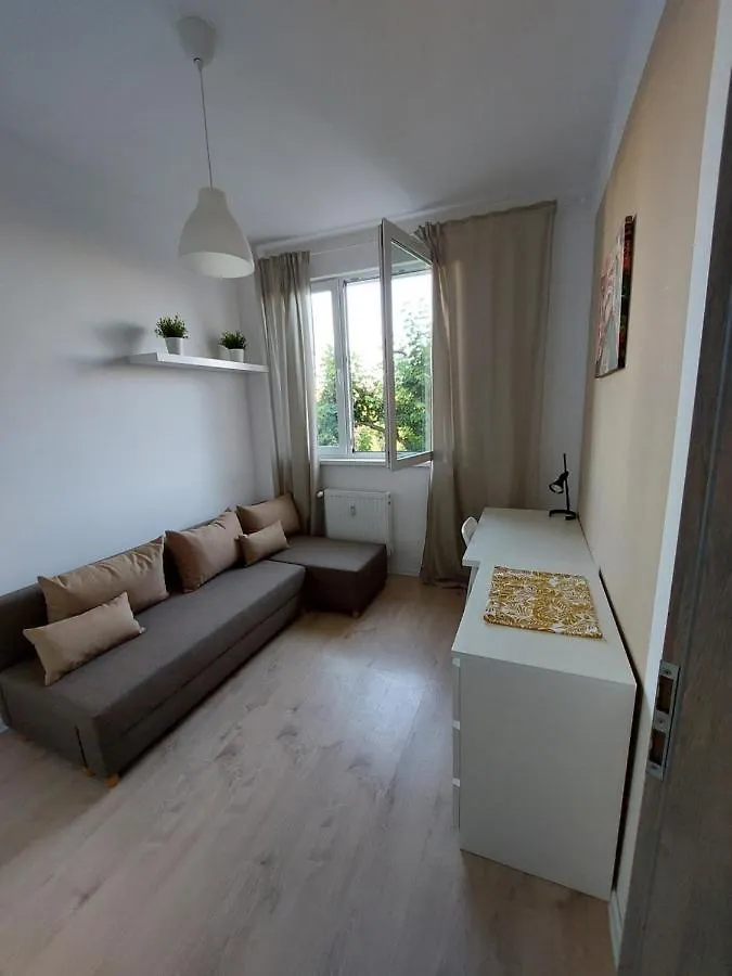 Homestay Pokoje Gdansk Oliwa - Msciwoja II 50, Do Morza 1,9Km, 750M Skm Oliwa, 1,1Km Park Oliwski Apartment Poland